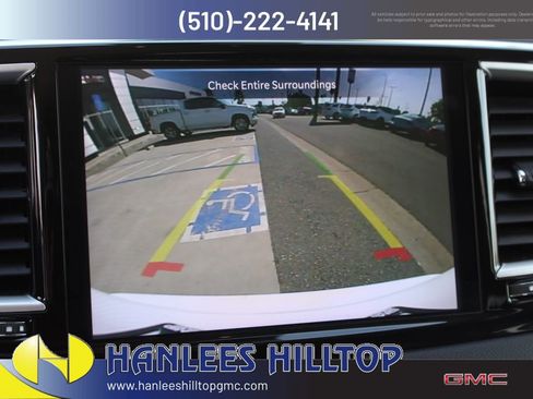 Used 2024 Chrysler Pacifica Touring-L FWD image 28