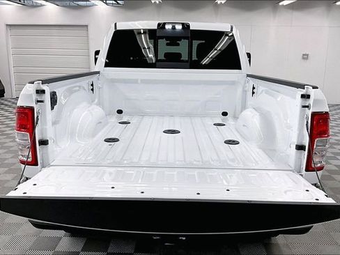 Used 2024 RAM 3500 Tradesman w/ Chrome Appearance Group image 29