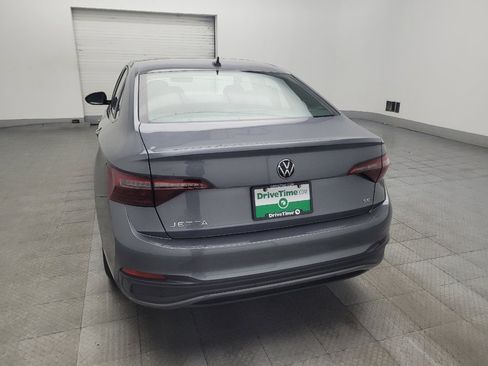 Used 2024 Volkswagen Jetta SE w/ Panoramic Sunroof Package FWD image 6