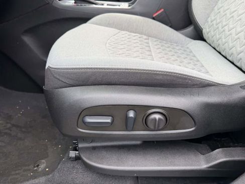 Certified 2023 Chevrolet Equinox LS w/ LS Convenience Package image 13