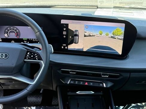New 2026 Audi Q3 quattro 2.0T AWD/4WD image 24