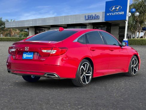 Used 2020 Honda Accord Sport image 3