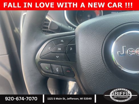 Used 2022 Jeep Cherokee Trailhawk w/ Sound & Nav Group image 10