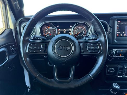 Used 2021 Jeep Wrangler Unlimited Sport image 12