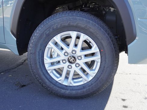 New 2026 Toyota Tundra SR5 w/ SR5 Convenience Package image 10