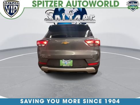 Used 2021 Chevrolet TrailBlazer LT w/ Premium Seating Package FWD image 8