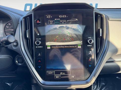 Certified 2025 Subaru Crosstrek 2.5i Limited w/ Crosstrek Mirror Package image 19