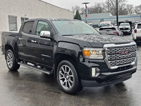 Used 2021 GMC Canyon Denali image 3