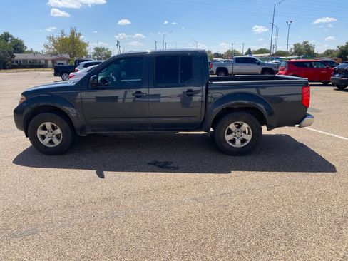 Used 2013 Nissan Frontier SV RWD image 5