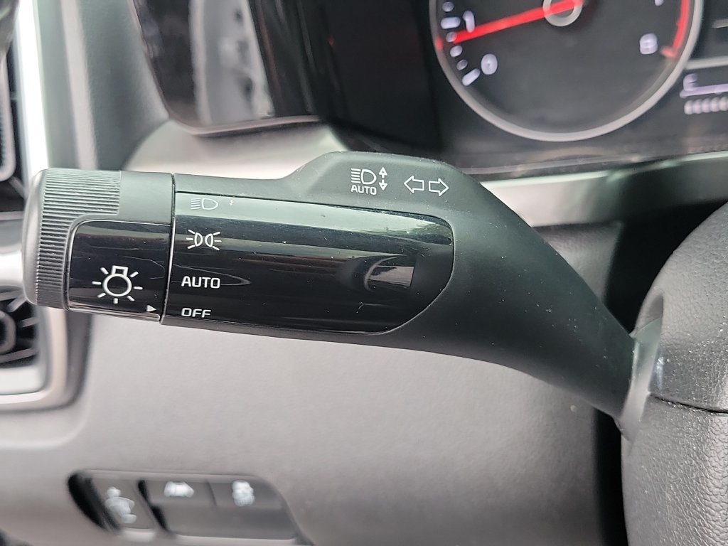 Used 2023 Kia Sorento S w/ Panoramic Sunroof Package FWD image 31