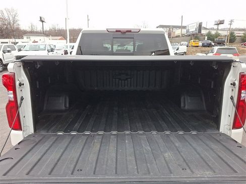 Used 2020 Chevrolet Silverado 1500 LTZ w/ LTZ Premium Package image 28