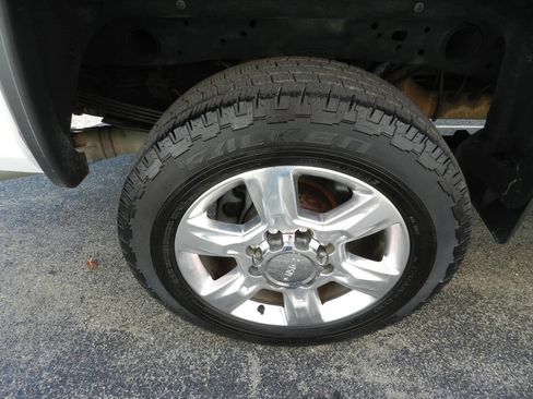 Used 2017 GMC Sierra 2500 Denali w/ Duramax Plus Package image 23