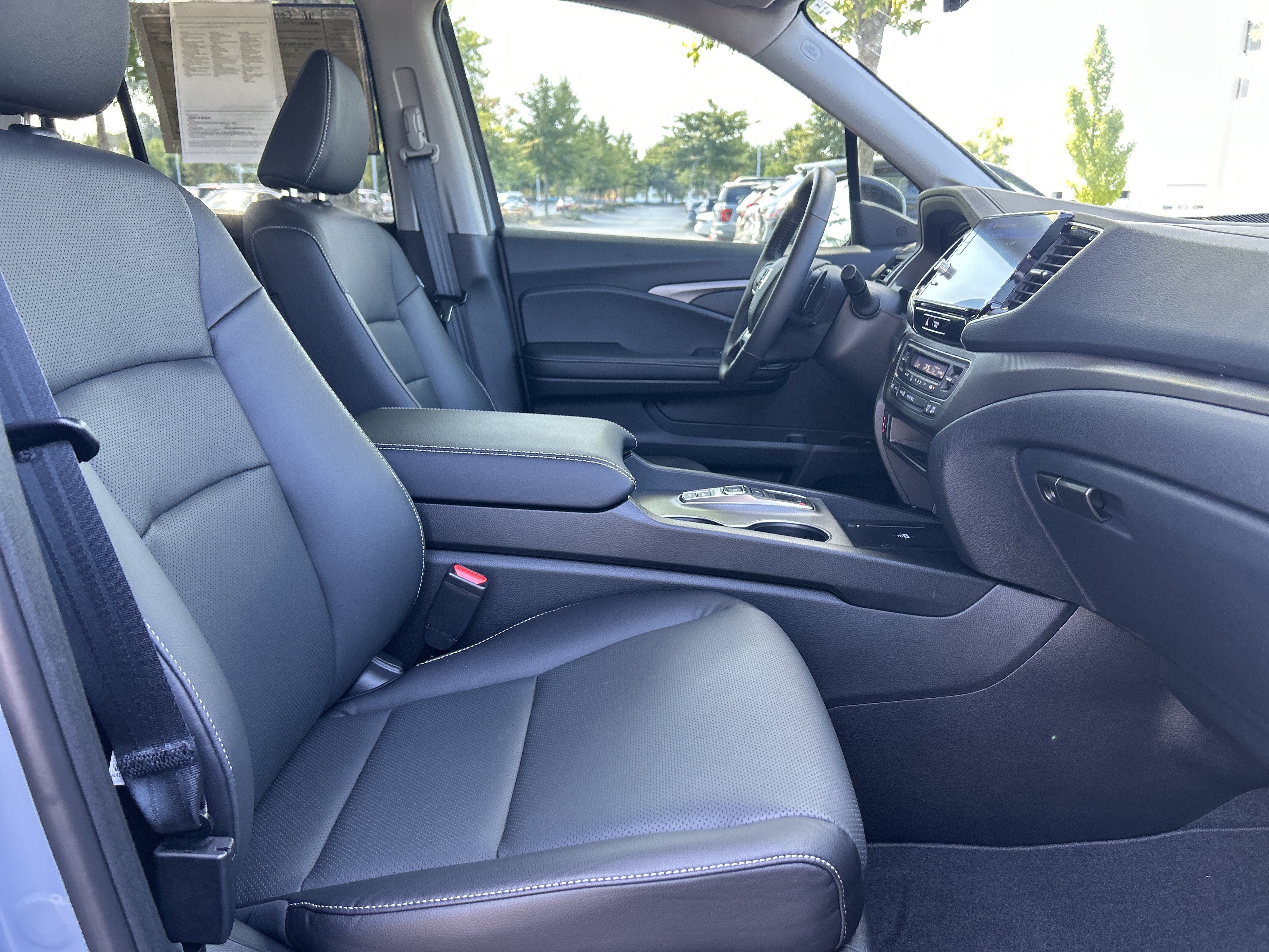 Certified 2024 Honda Ridgeline RTL image 31