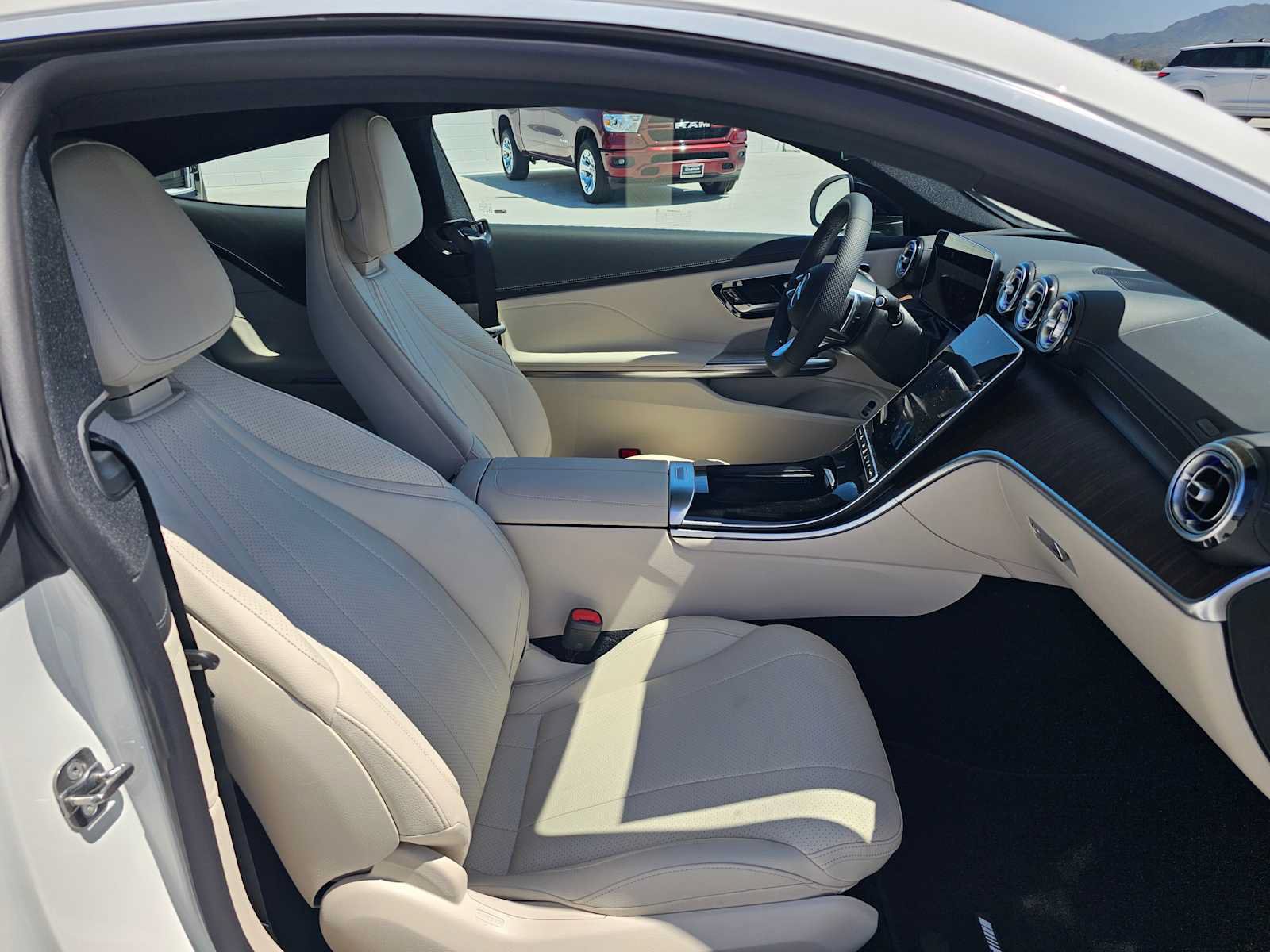 New 2026 Mercedes-Benz CLE 450 4MATIC Coupe image 10