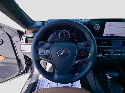 Used 2023 Lexus ES 350 w/ Premium Package image 39