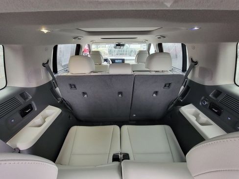 Used 2024 Hyundai Santa Fe Limited image 28