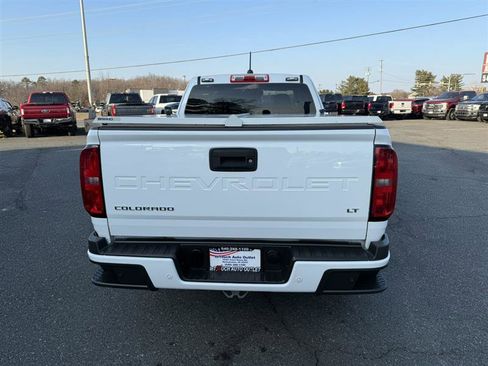 Used 2022 Chevrolet Colorado LT w/ Fleet Safety Package image 6