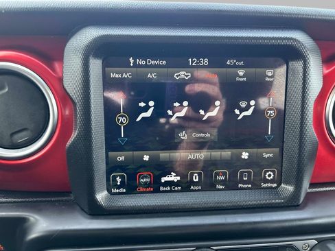 Certified 2021 Jeep Gladiator Rubicon image 32