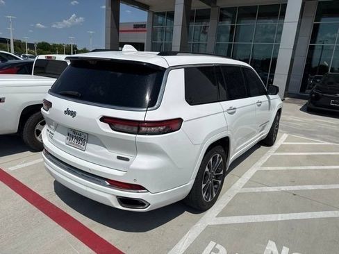 Used 2021 Jeep Grand Cherokee L Overland w/ Advanced Protech Group III AWD/4WD image 8