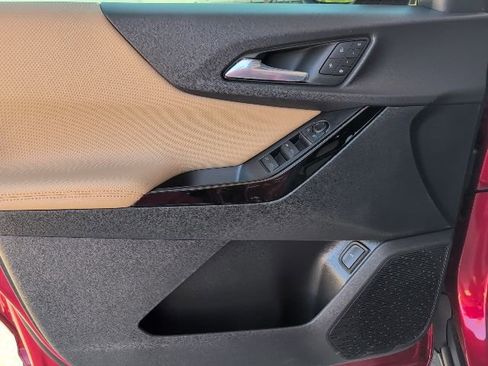 New 2026 Chevrolet Equinox ACTIV w/ Convenience Package III image 15