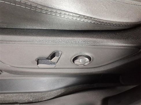 Used 2020 RAM 1500 Big Horn image 14