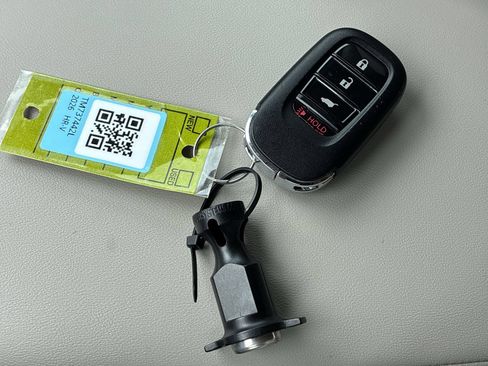 Certified 2026 Honda HR-V LX image 36