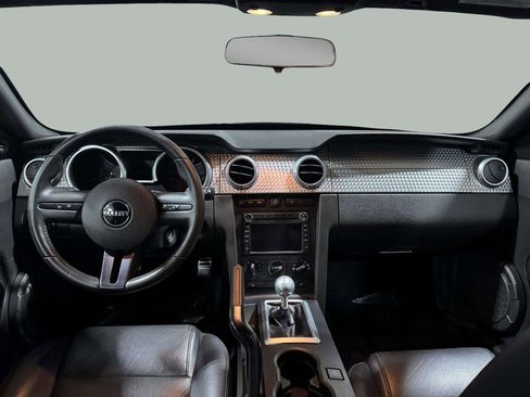 Used 2009 Ford Mustang GT Premium image 17