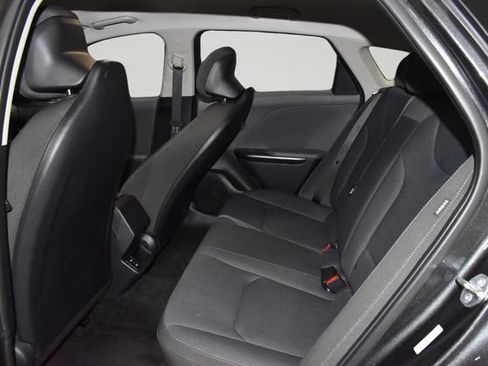 Used 2025 Kia K4 FWD image 21