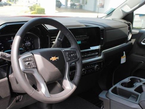 New 2026 Chevrolet Silverado 1500 LT image 3