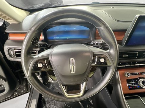 Used 2023 Lincoln Aviator Reserve w/ Elements Package Plus AWD/4WD image 11