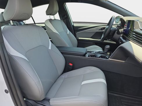 Used 2026 Toyota Camry SE FWD image 10