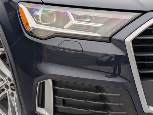 Used 2023 Audi Q7 2.0T Premium w/ Convenience Package AWD/4WD image 24