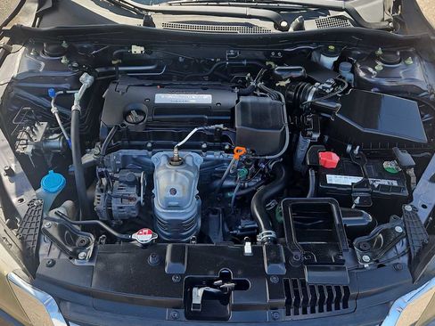 Used 2015 Honda Accord LX image 17