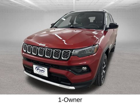 Used 2025 Jeep Compass Limited AWD/4WD image 7