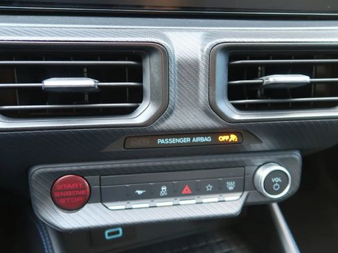 Used 2024 Ford Mustang Dark Horse image 29