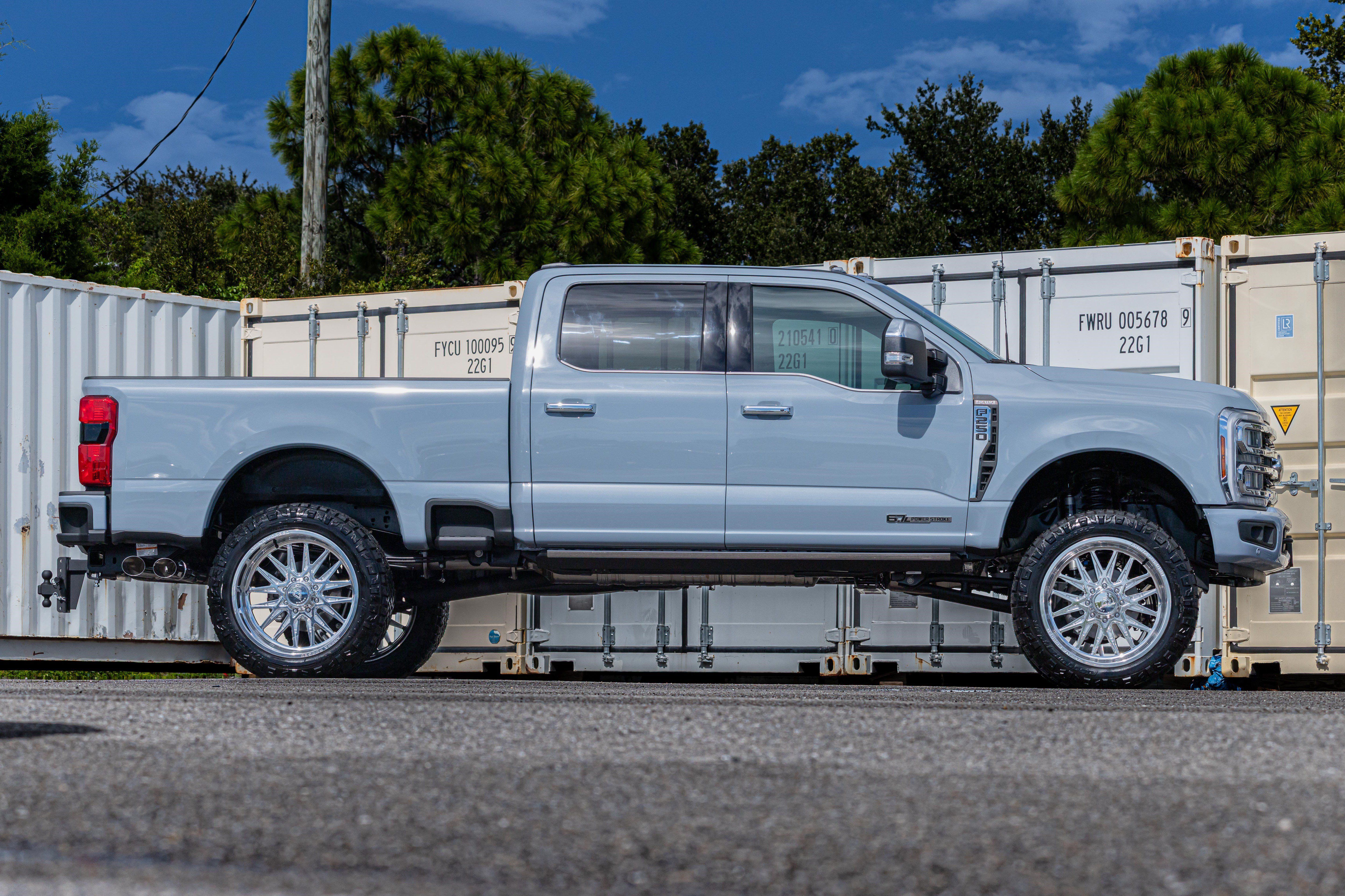 New 2026 Ford F250 King Ranch w/ Chrome Package AWD/4WD image 3