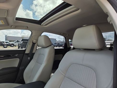 Used 2022 Honda Civic Touring image 21