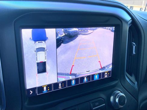 Used 2020 GMC Sierra 2500 AT4 w/ AT4 Premium Package image 26