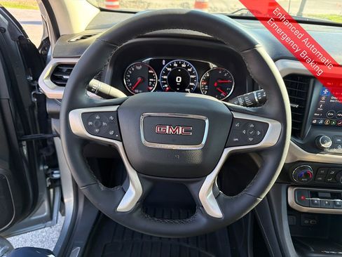 Used 2023 GMC Acadia Denali w/ Denali Ultimate Package AWD/4WD image 17