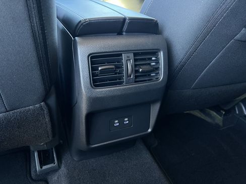Used 2026 Nissan Rogue SV FWD image 21