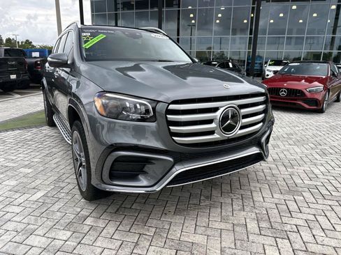 Certified 2026 Mercedes-Benz GLS 450 4MATIC image 8