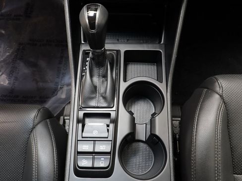 Used 2021 Hyundai Tucson Limited image 12