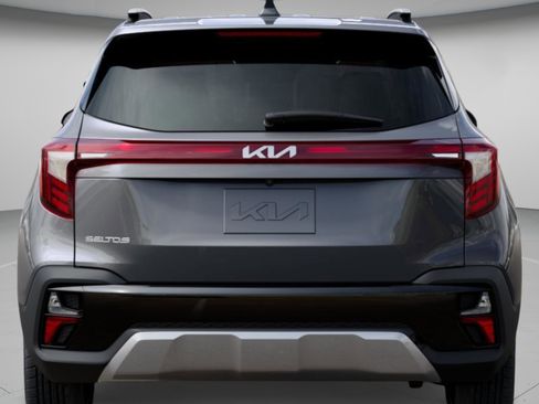 New 2026 Kia Seltos EX FWD image 23