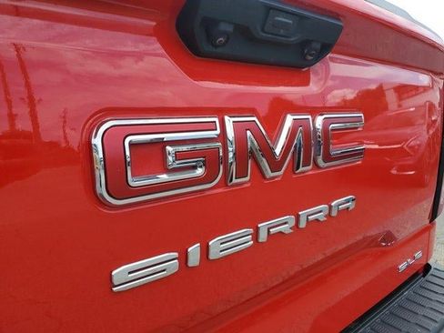 Used 2024 GMC Sierra 1500 SLE AWD/4WD image 5