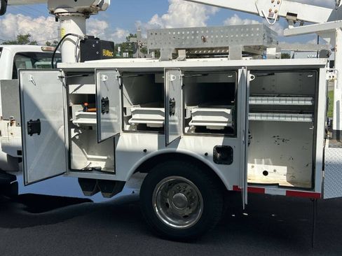 Used 2012 Ford F550 2WD Regular Cab Super Duty w/ PWR Equipment Group image 19