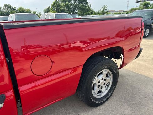 Used 2003 Chevrolet Silverado 1500 2WD Regular Cab w/ Exterior Appearance Pkg image 38