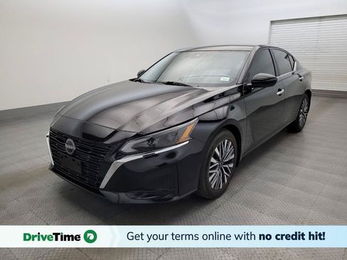 Used 2023 Nissan Altima 2.5 SV w/ SV Premium Package FWD image 1