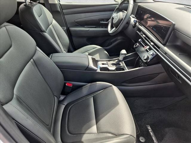 Used 2025 Hyundai Tucson SEL FWD image 19
