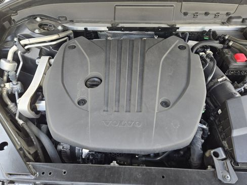 Used 2023 Volvo XC90 B6 Plus w/ Protection Package Premier image 41