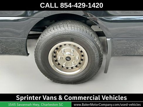 Used 2023 Mercedes-Benz Sprinter 3500 image 34